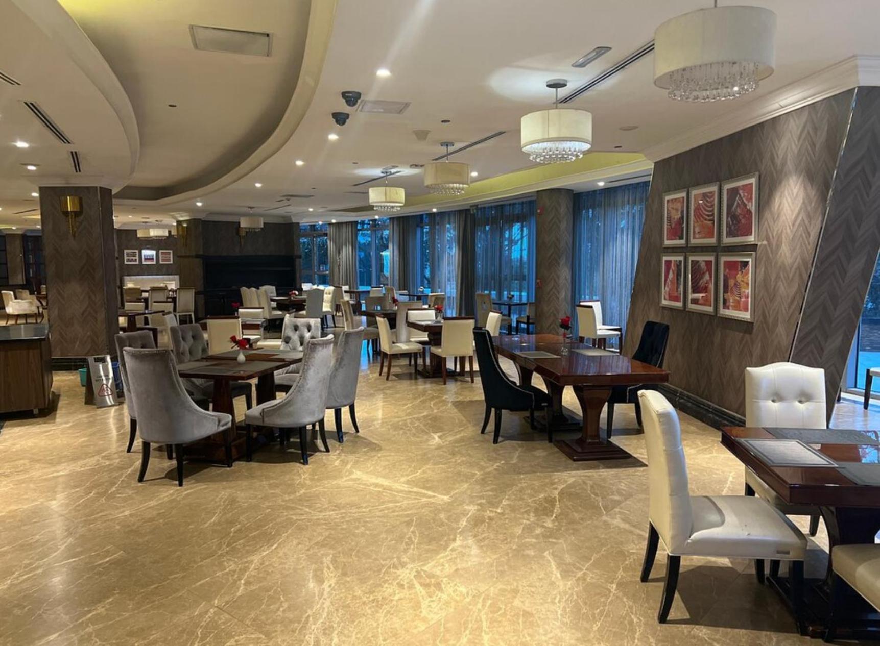 Pearl Of Africa Hotel كامبالا المظهر الخارجي الصورة